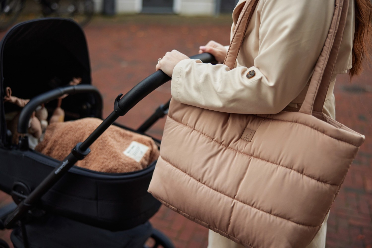 Puffed Mom Bag - Ideaal voor Onderweg - Biscuit - afbeelding 17