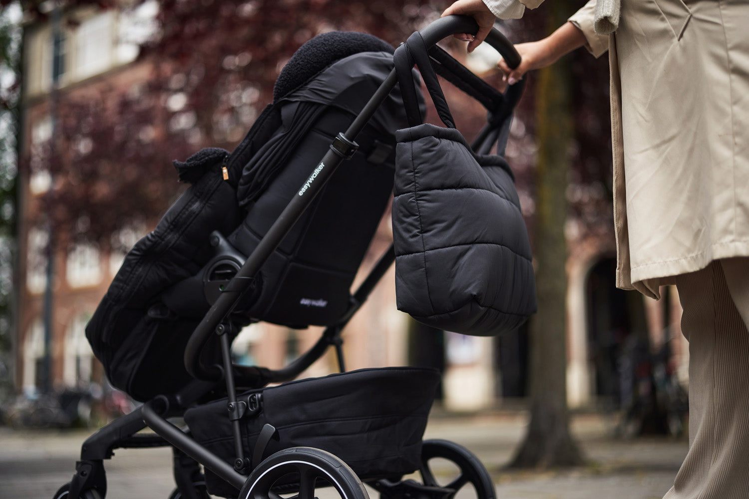 Puffed Mom Bag - Zwart - afbeelding 10