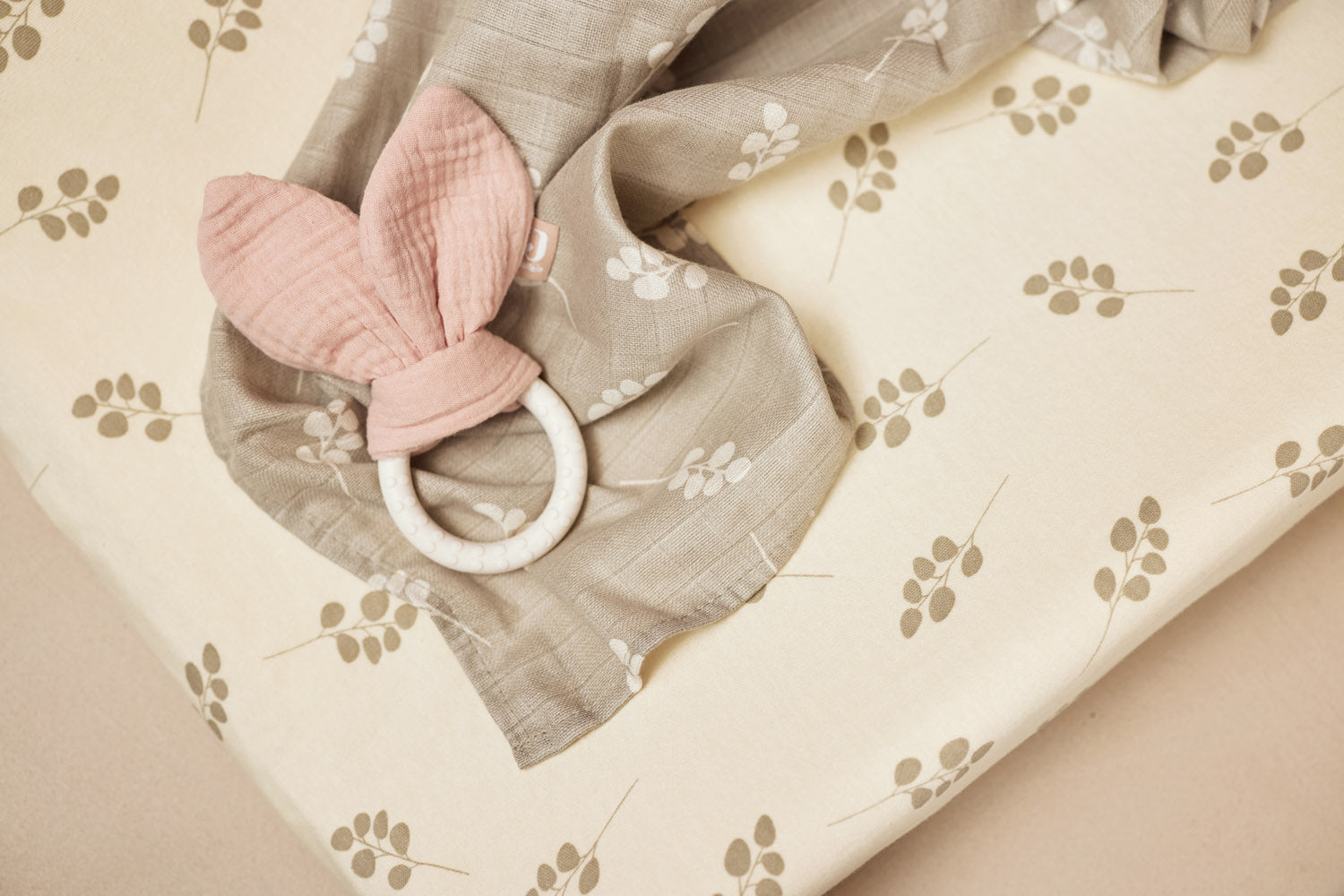 Siliconen Bunny Oren Bijtring - Wild Rose - afbeelding 3