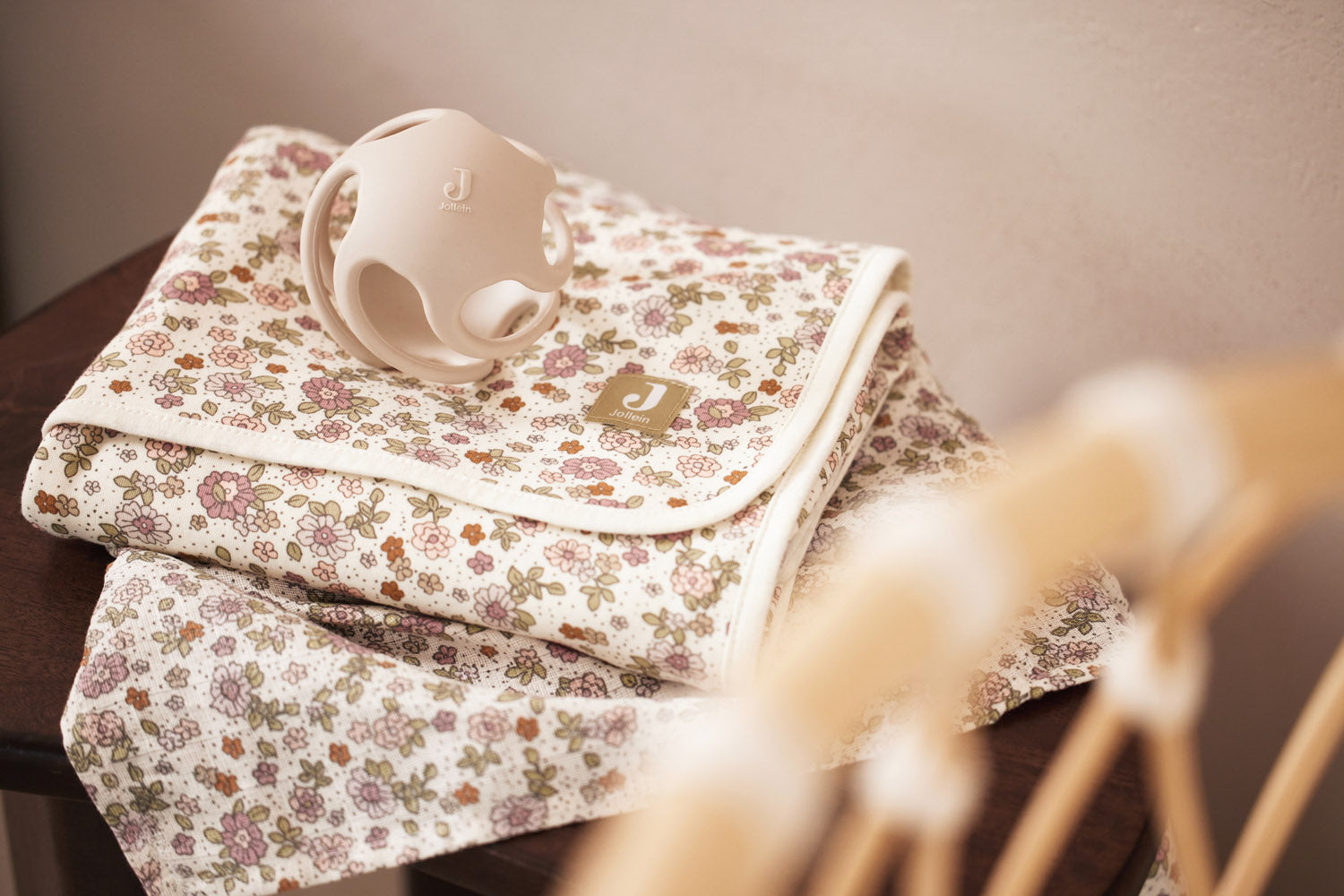 Hydrofiele Deken Wieg - Retro Flowers - afbeelding 6