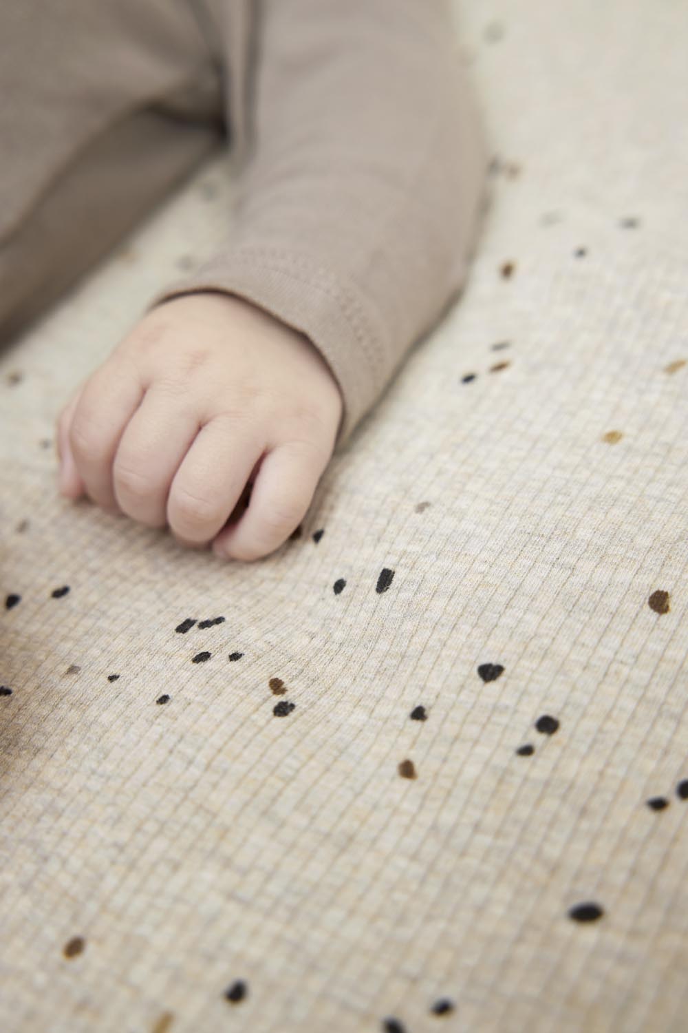 Boxkleed Rib Mini Spot - Sand Melange - 80x100cm - afbeelding 9