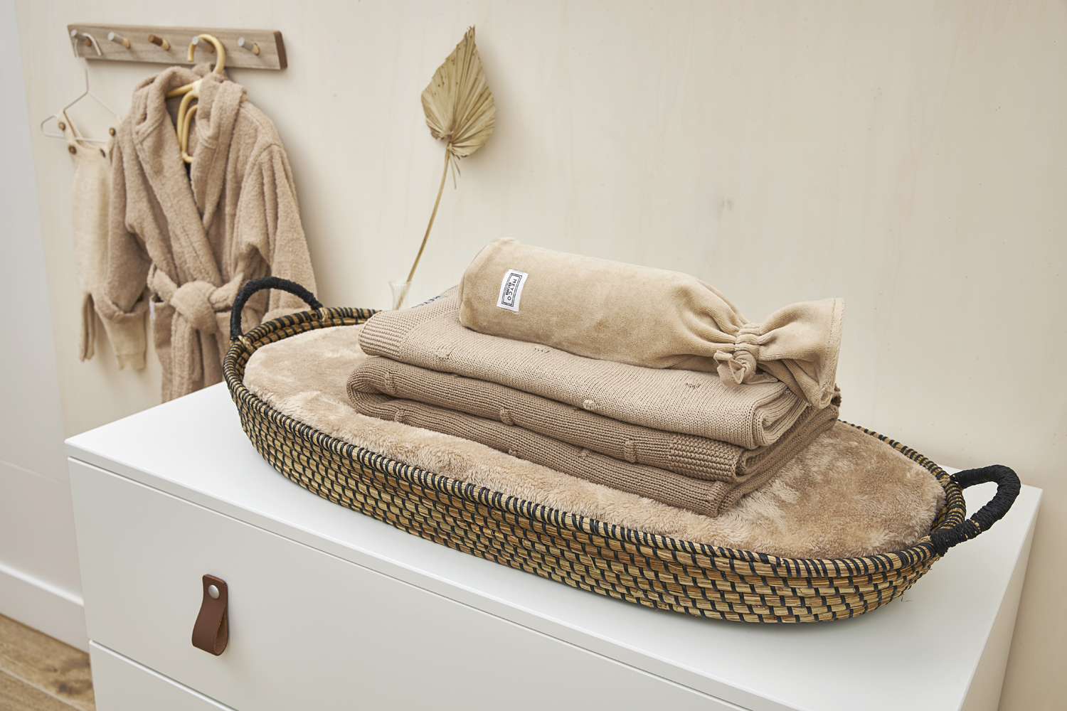 Mini Knots Ledikant Deken - Sand - 100x150cm