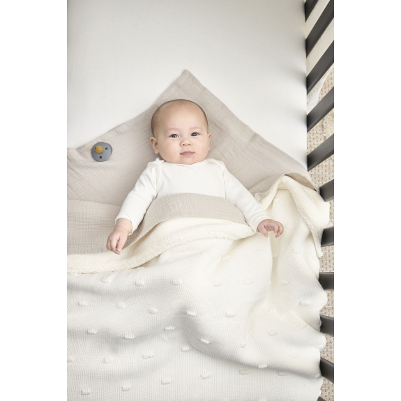 Meyco - Wiegdeken met teddystof en knoopdetails
