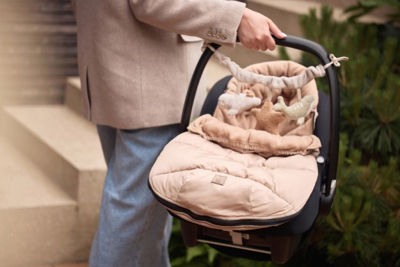 Jollein - Voetenzak 3/5 Punts Gordel Puffed - Biscuit