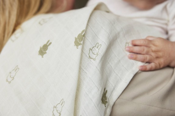 Hydrofiele Doek Large 115x115cm Happy Miffy - Olive Gree