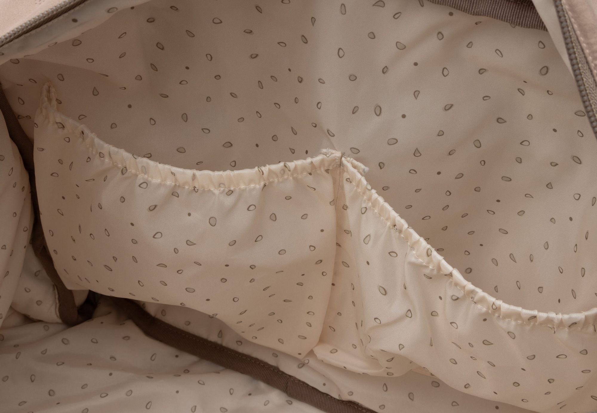 Luiertas Embossed Lily - Milky Coffee - afbeelding 7