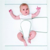 Snoozzz - Slaapwikkel Travel - Baby Slaaphulp voorkomt b