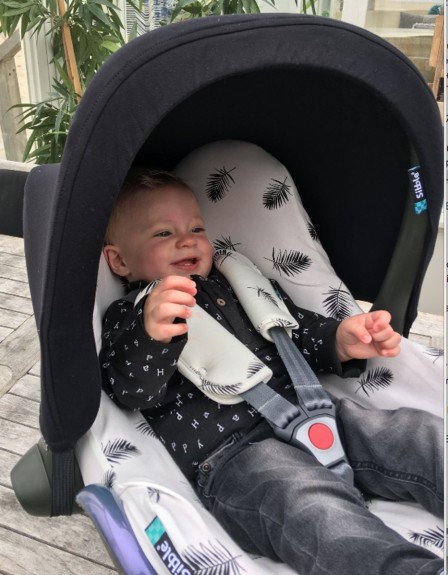 Maxi Cosi zonnekap zwart