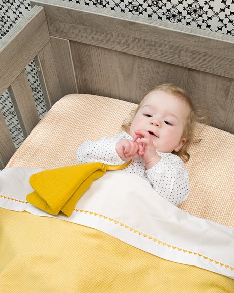 Cottonbaby Ledikantdeken gevoerd - okergeel