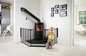 BabyDan Flex M Veiligheids afscheiding - Zwart